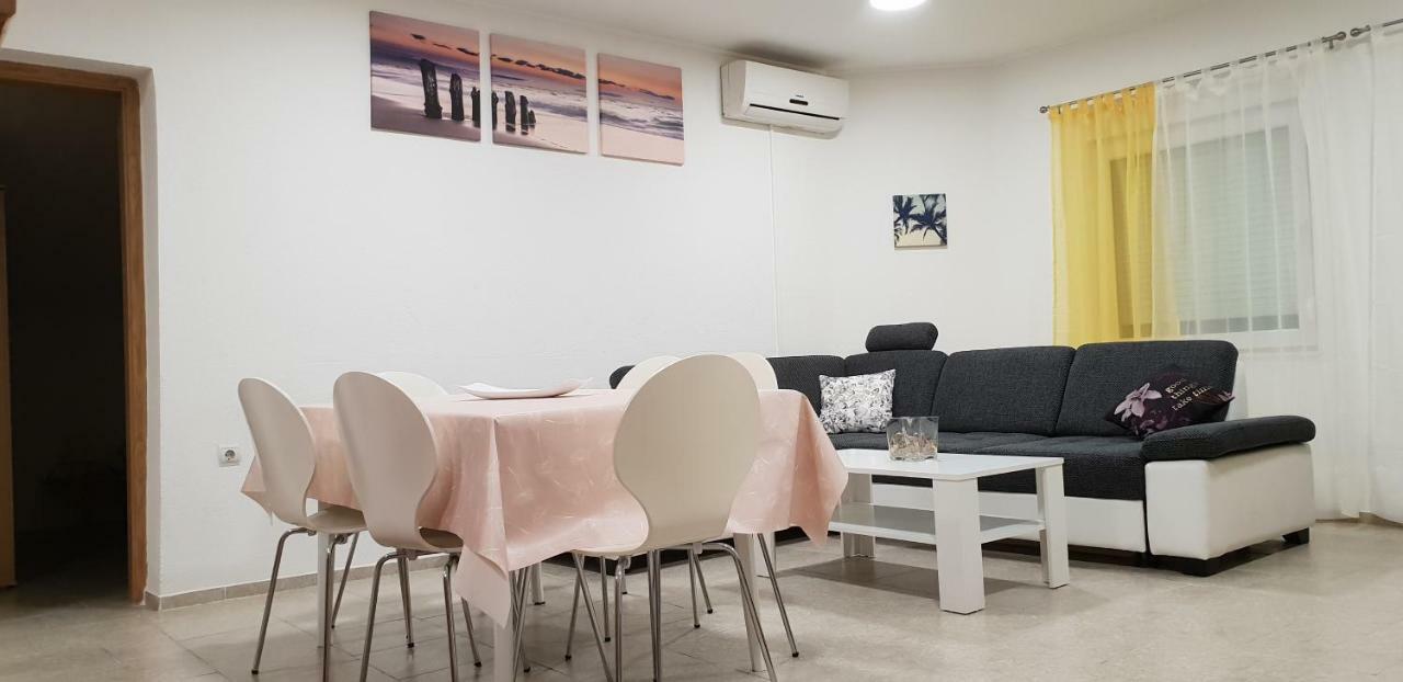 Apartma Jelka Novigrad  Zewnętrze zdjęcie